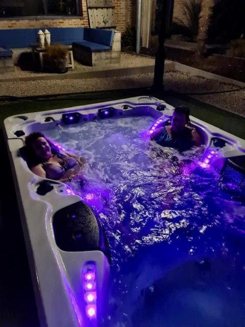 Een Prachtige En Luxueuze Vakantiewoning Dat Is Hof Leskensdaele Geraardsbergen Esterno foto